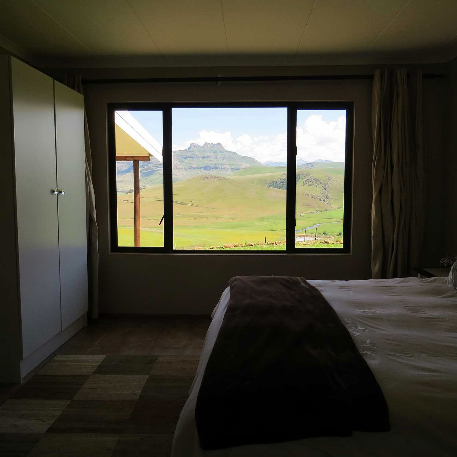 9_Bed1_view